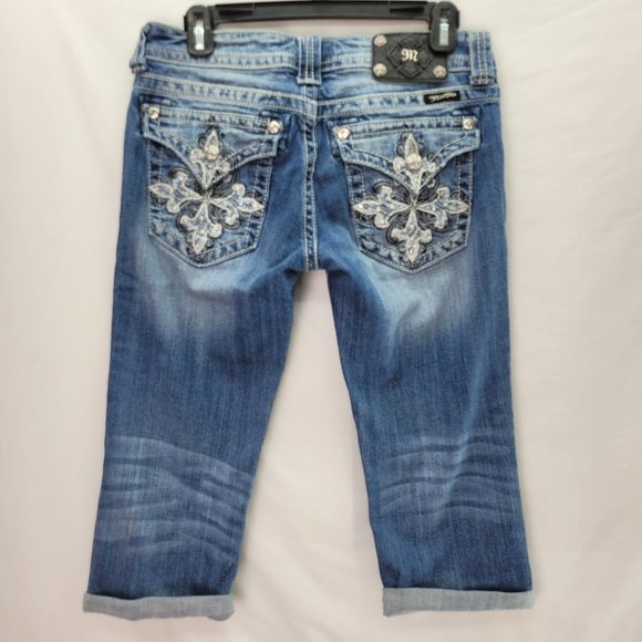 Miss Me Women's Denim Capris Jeans Light Washed - Medium - Picture 2 of 5